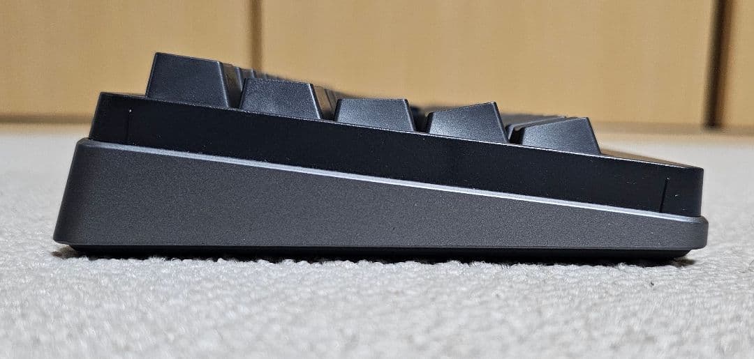 【中古】HHKB Studioキーボード日本語配列(炭＋キートップ雪＋専用ケース