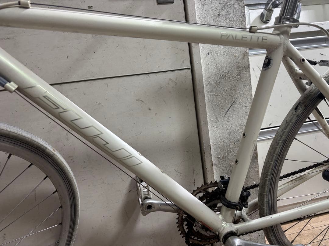 FUJI PALETTE フジのクロスバイク ホワイト
