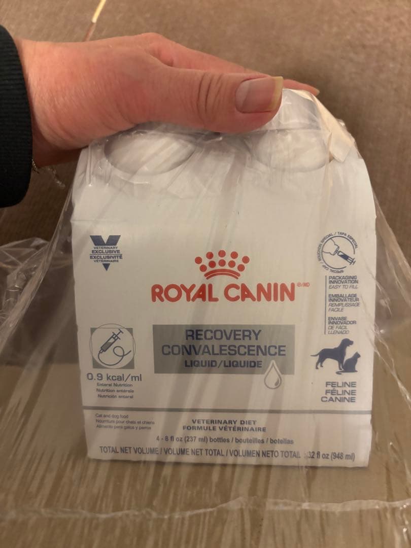 ロイヤルカナン　リカバリーリキッド　犬猫用　７本