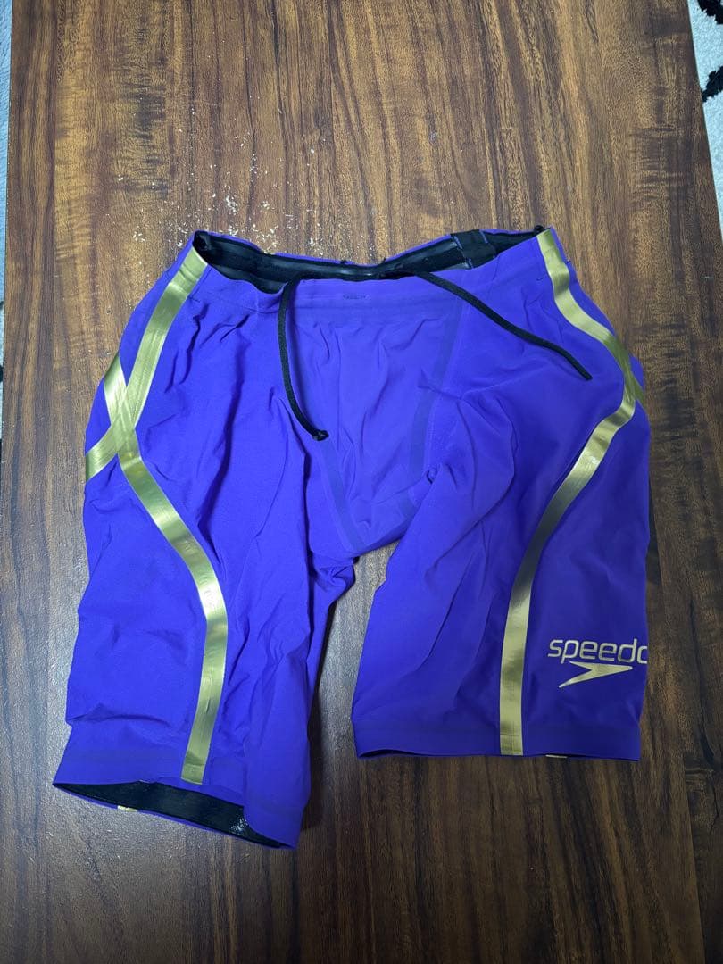 speedo 競泳水着 紫 ゴールドストライプ