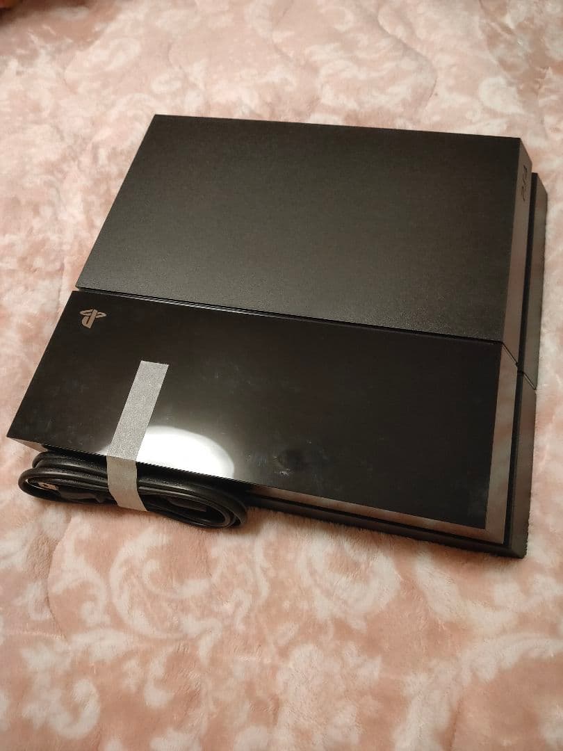 PS4 本体 500G ジェット・ブラック