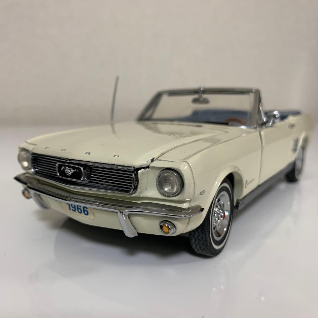 ダンバリーミント製　Danbury mint 1966年型　ムスタング　1/24