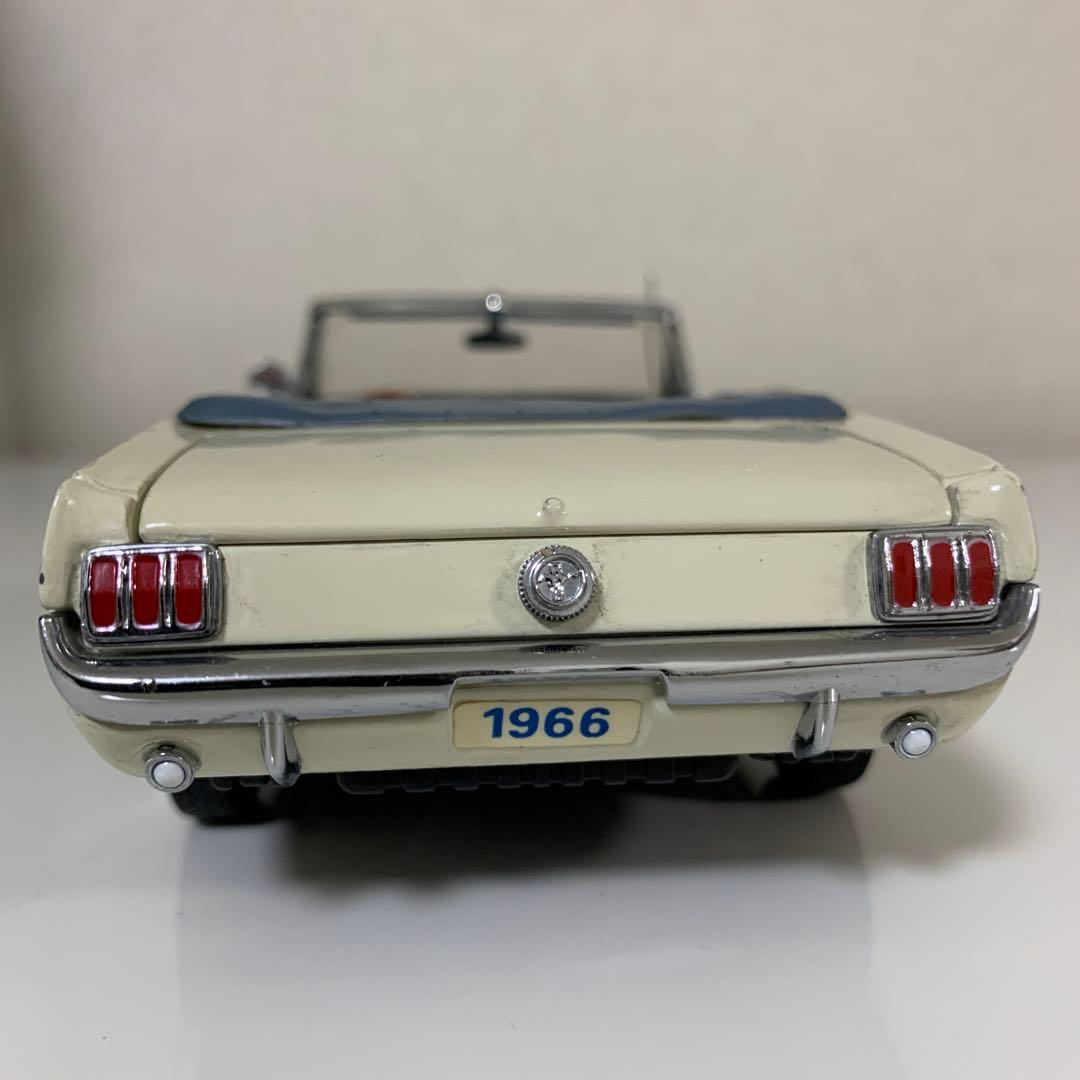 ダンバリーミント製　Danbury mint 1966年型　ムスタング　1/24