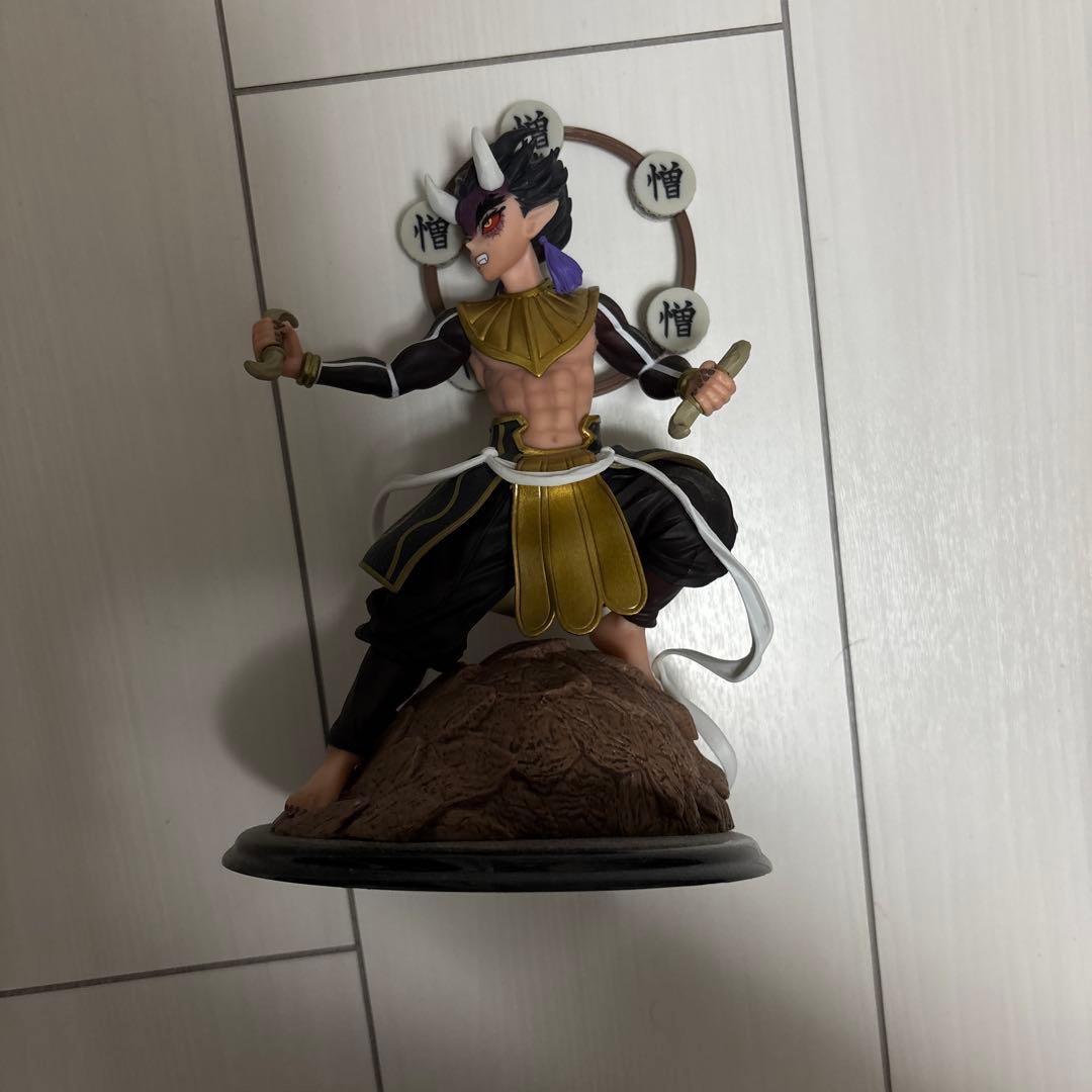 鬼滅の刃　一番くじB賞憎珀天フィギュア