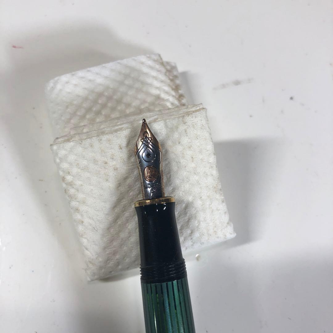 Pelikan 万年筆 M400 グリーン/ブラック　F 細時タイプ　未使用✨