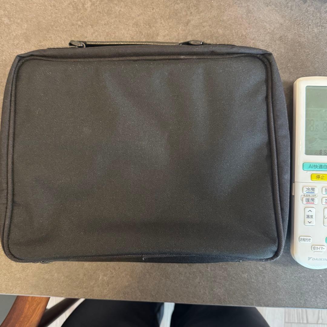 ※値下げ※【希少品】ノートパソコン用ケース　レインボーアップルロゴ