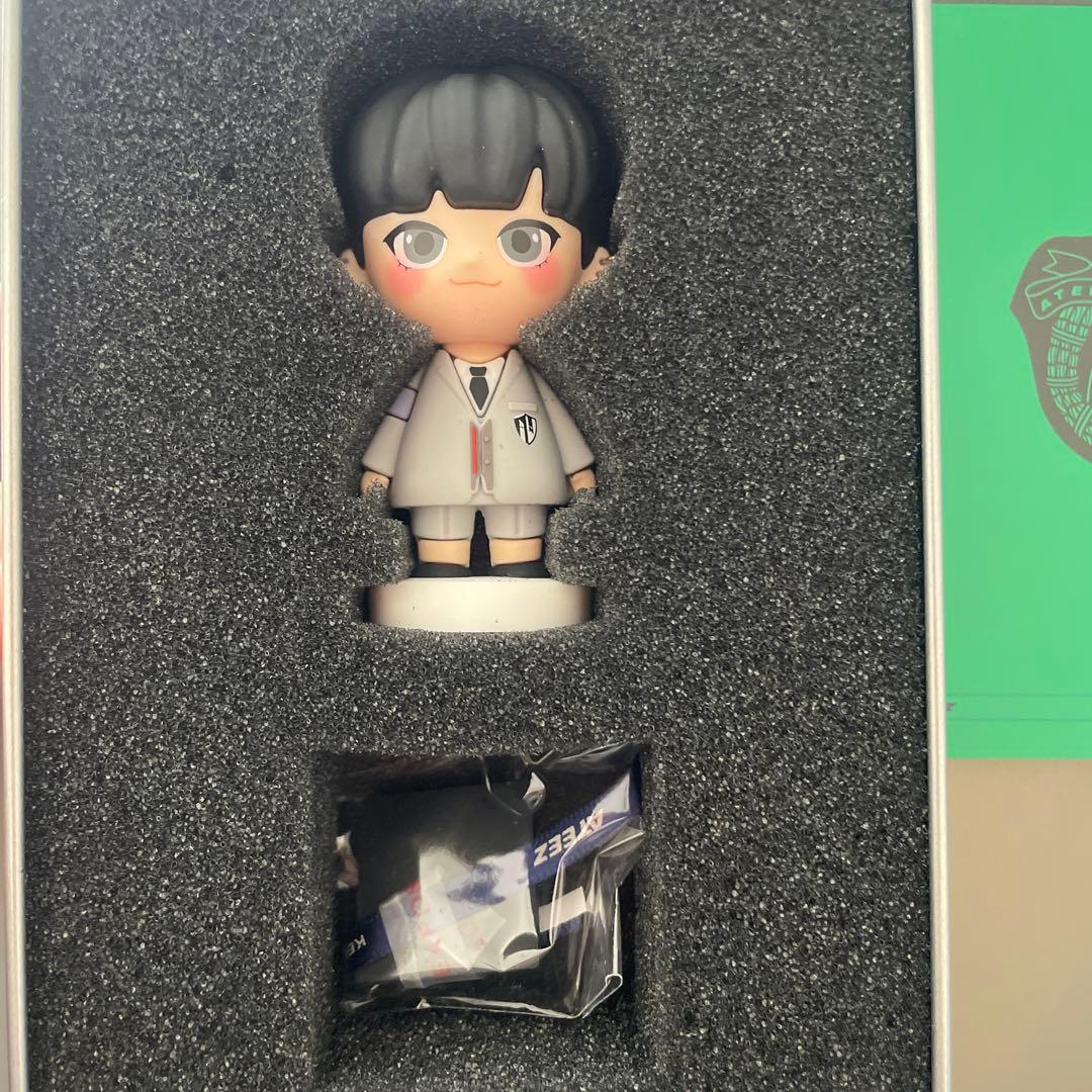 ateez fever figure フィギュア　ホンジュン