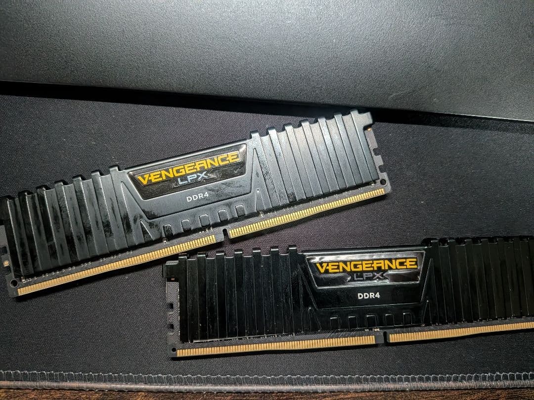 [値下げ] DDR4 16GB (8GB×2枚)