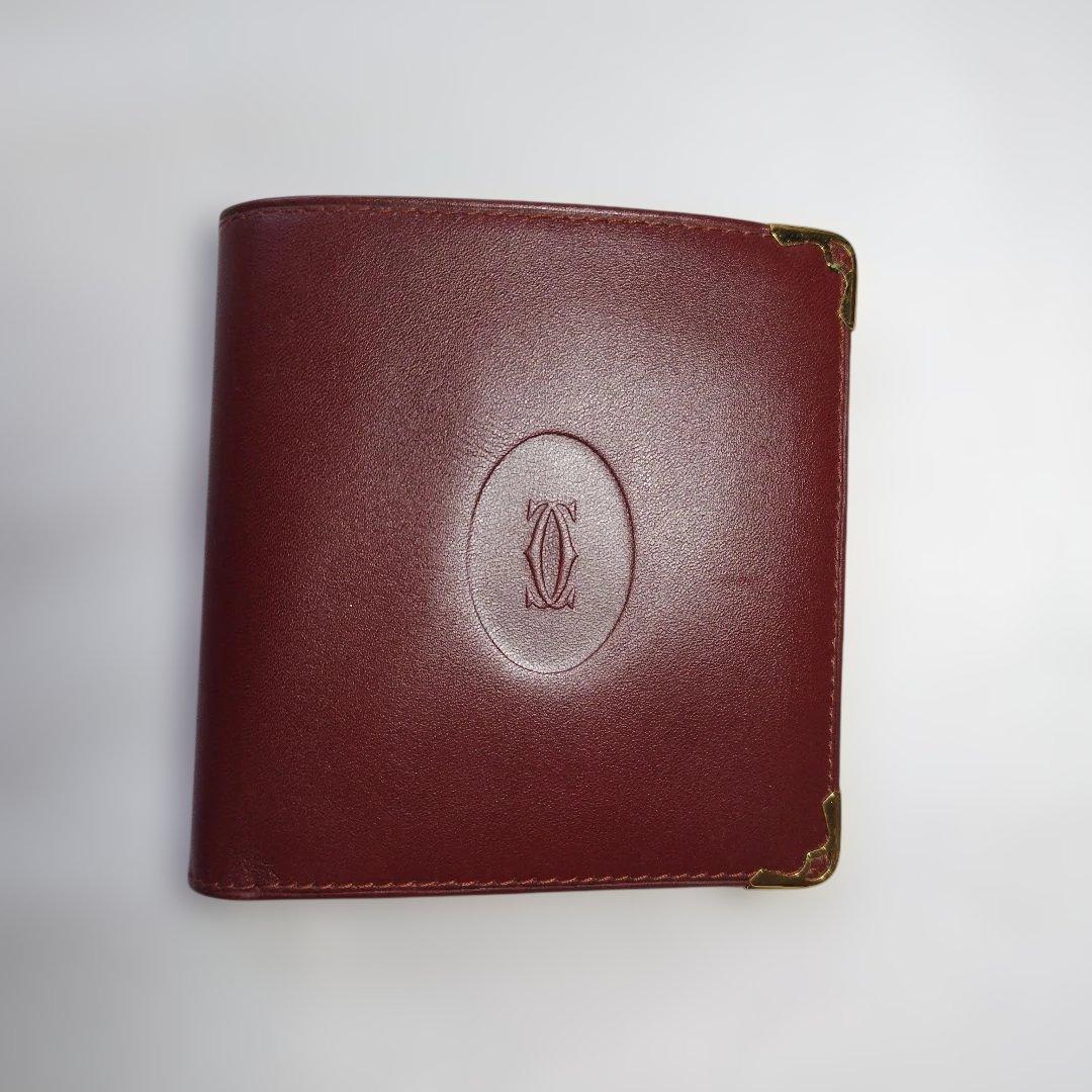 Cartier　二つ折り財布
