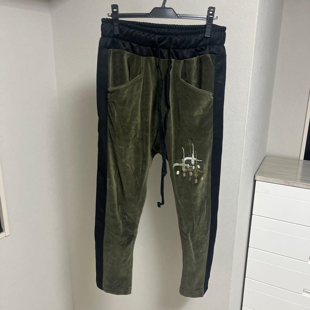 オリーブグリーン サルエルパンツ