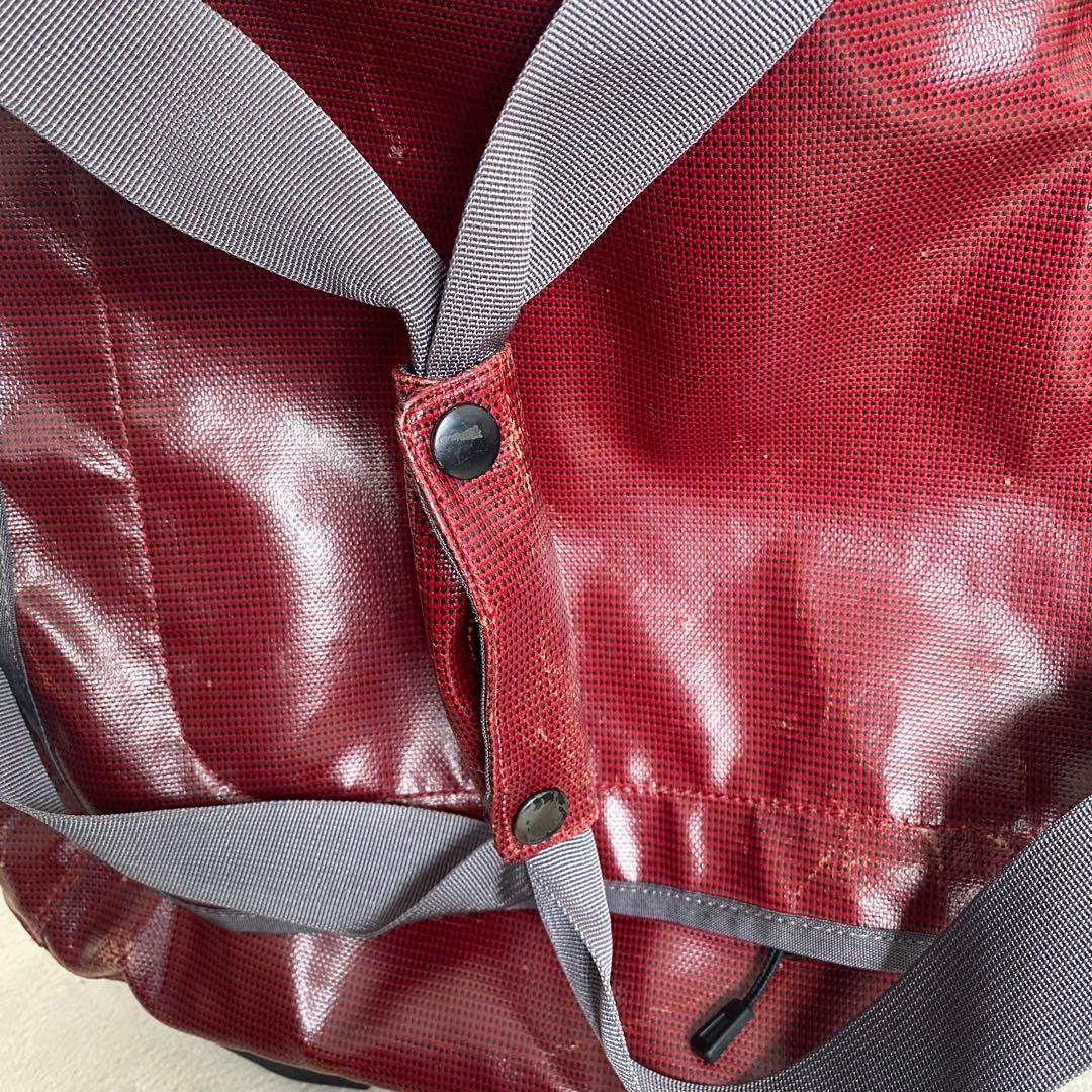 patagonia ブラックホール　ウィールド　ダッフル　40L キャリー　機内