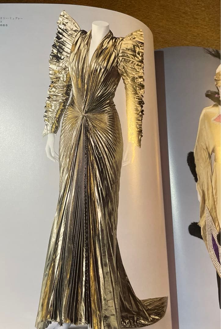 ラグジュアリーファッションの欲望