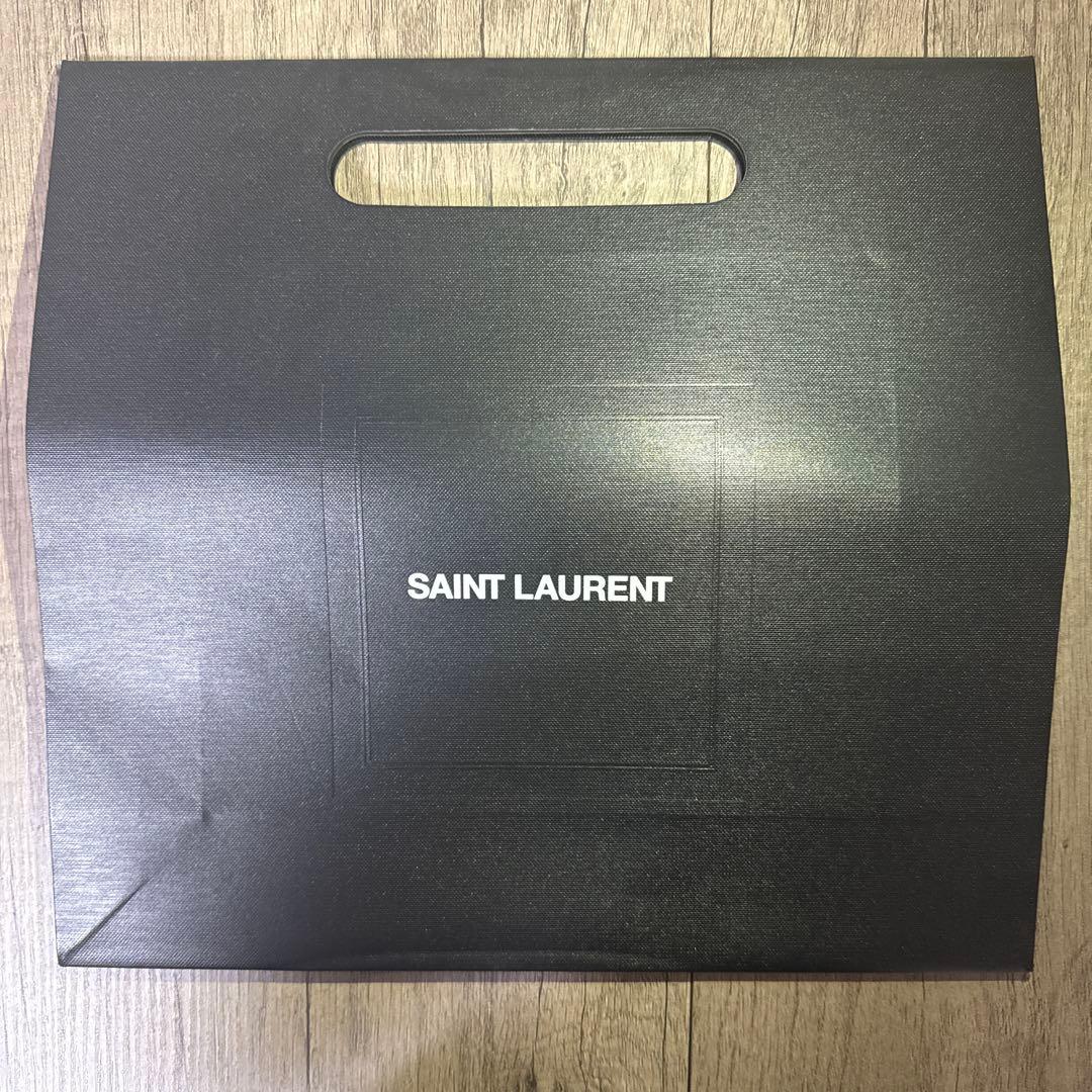 SAINT LAURENT ブラックケース