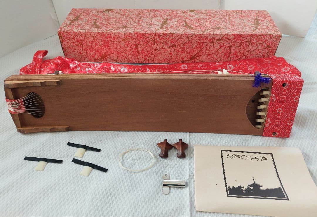 ミニ琴 新品文化箏 和楽器 琴 箏　60cm 爪セット13弦日本音楽著作権協会