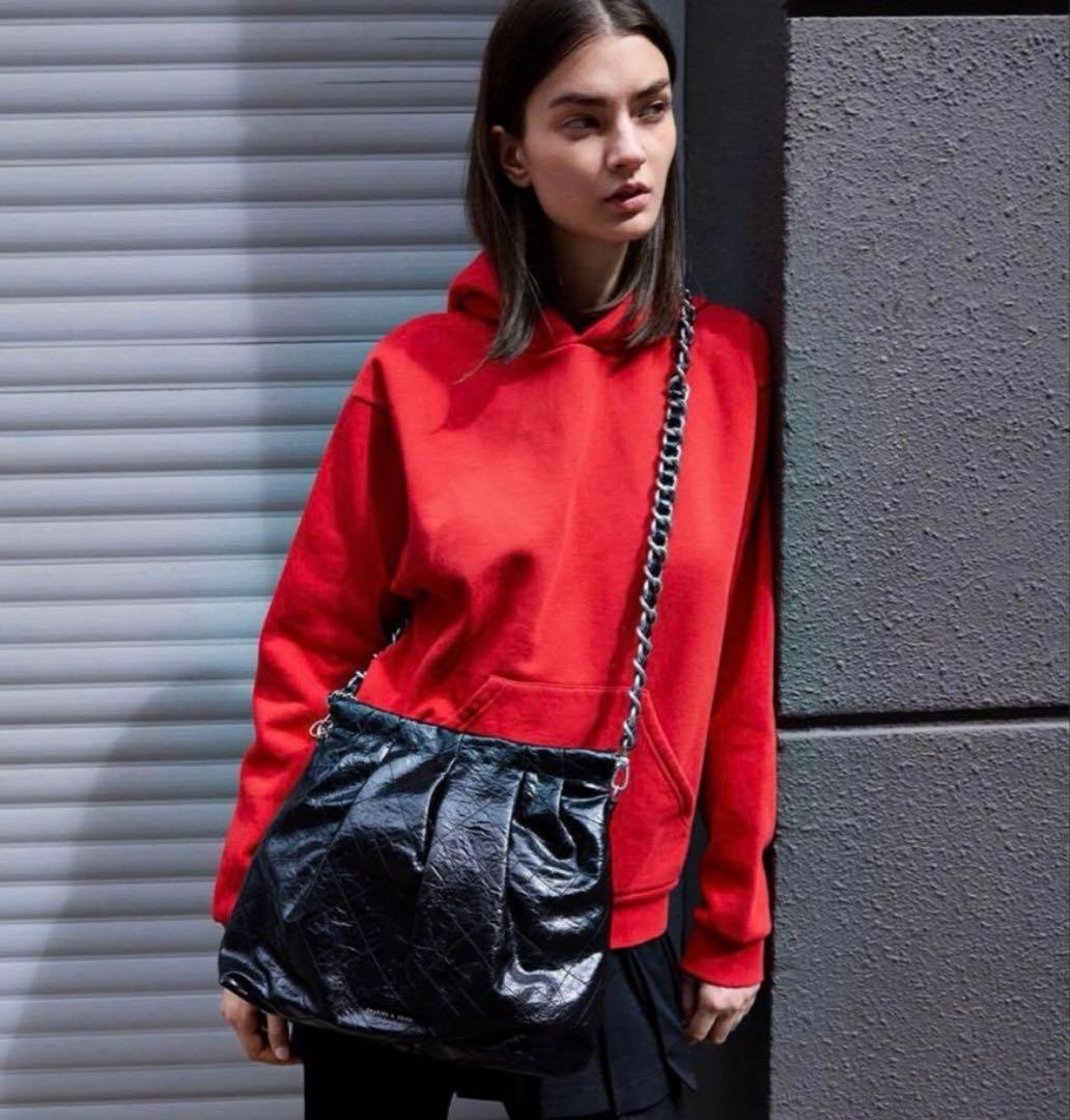 Duo ドゥオ ブレードチェーンハンドルホーボーバッグ - ブラック