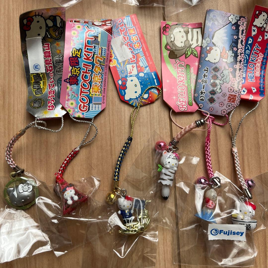 【お値下げ中】超レア♩ハローキティ ご当地キティ　未開封28個　開封済20個