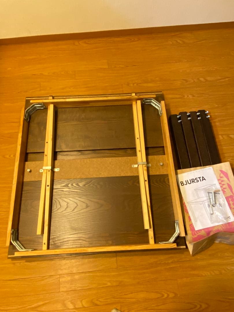 【直接引取で値引あり】IKEA イケア　伸長式ダイニングテーブル　BJURSTA