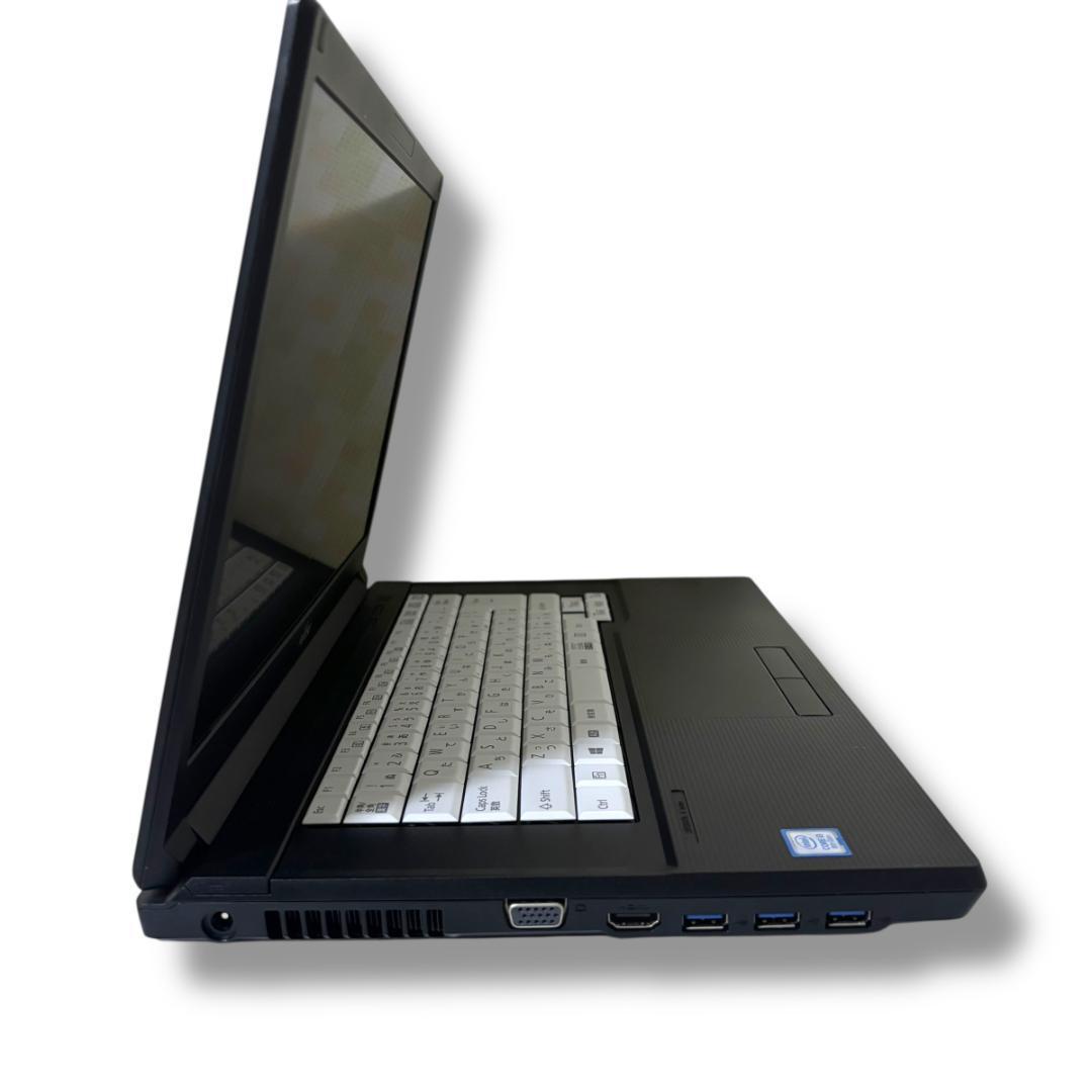 富士通 A579/B 第8世代 i3 メモリ8GB SSD512GB