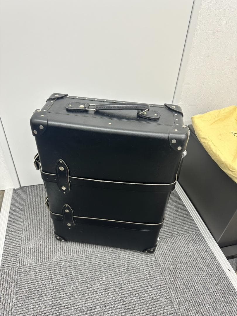 グローブトロッター　レザー　キャリーバッグ