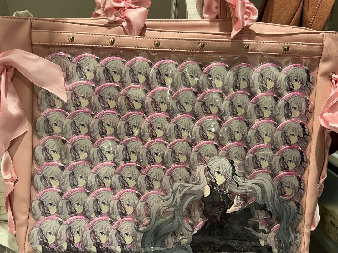 ニーゴミク　16C 特典　グリッター缶バッジ　ニゴミク　プロセカ　初音ミク