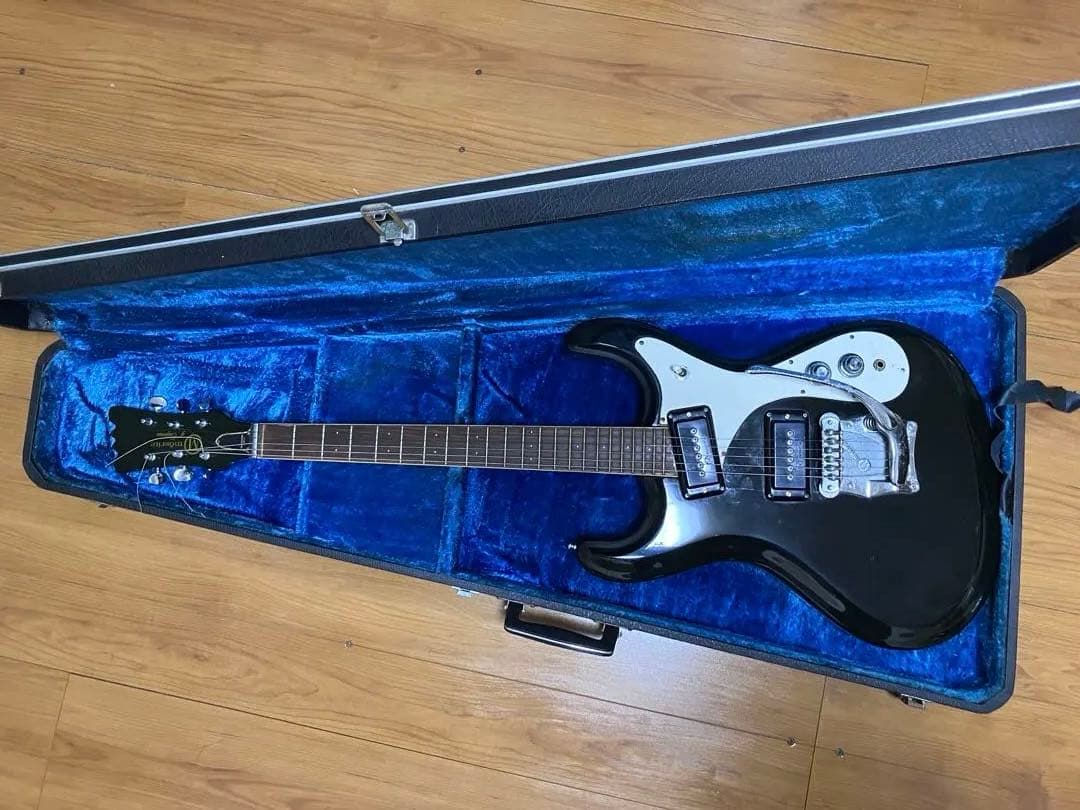 ジャンク　Mosrite of californiaギター ハードケース付