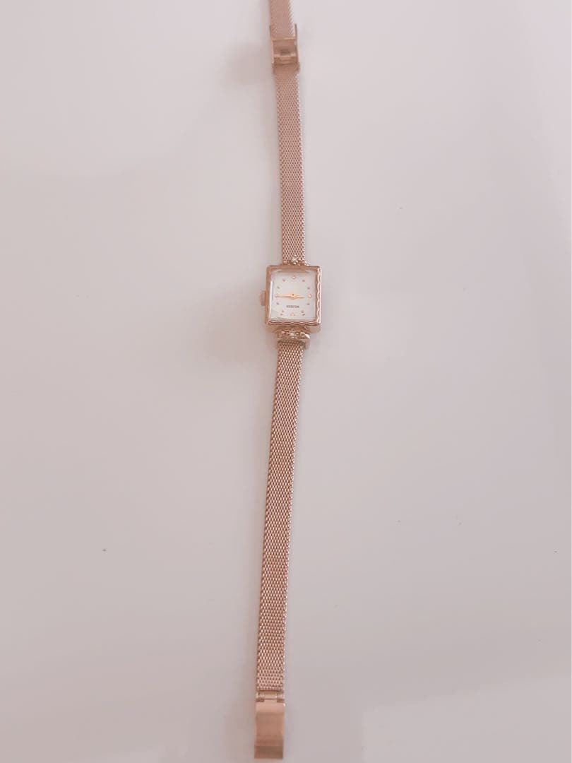 美品NOJESS ノジェスジュエリーウォッチダイヤモンドメッシュベルト稼働品