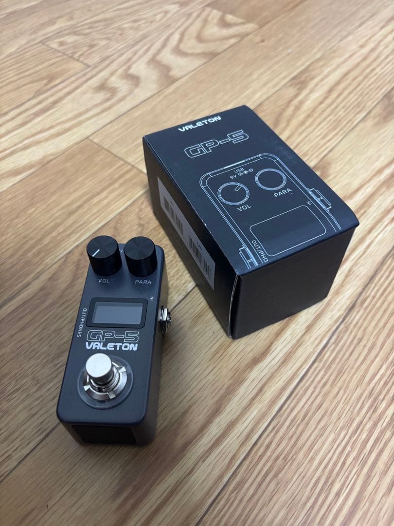 11月28日購入　Valeton GP-5 ギターエフェクター