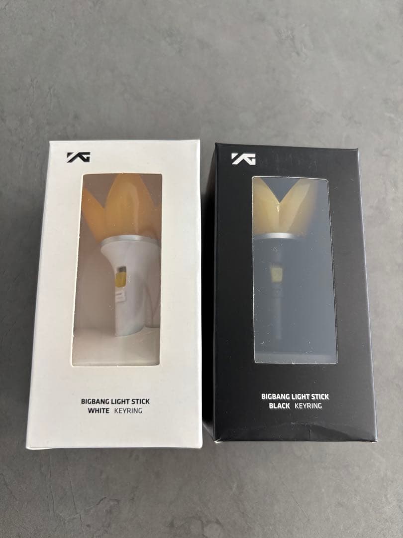 BIGBANG LIGHT STICK KEYRING 2色セット