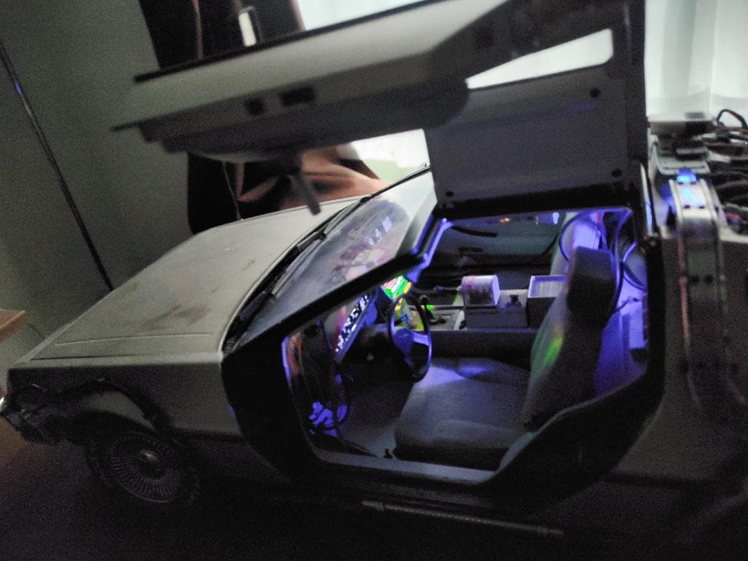 【アツアツ】ジャンク欠損品有の為最安！バックトゥザフューチャーデロリアン