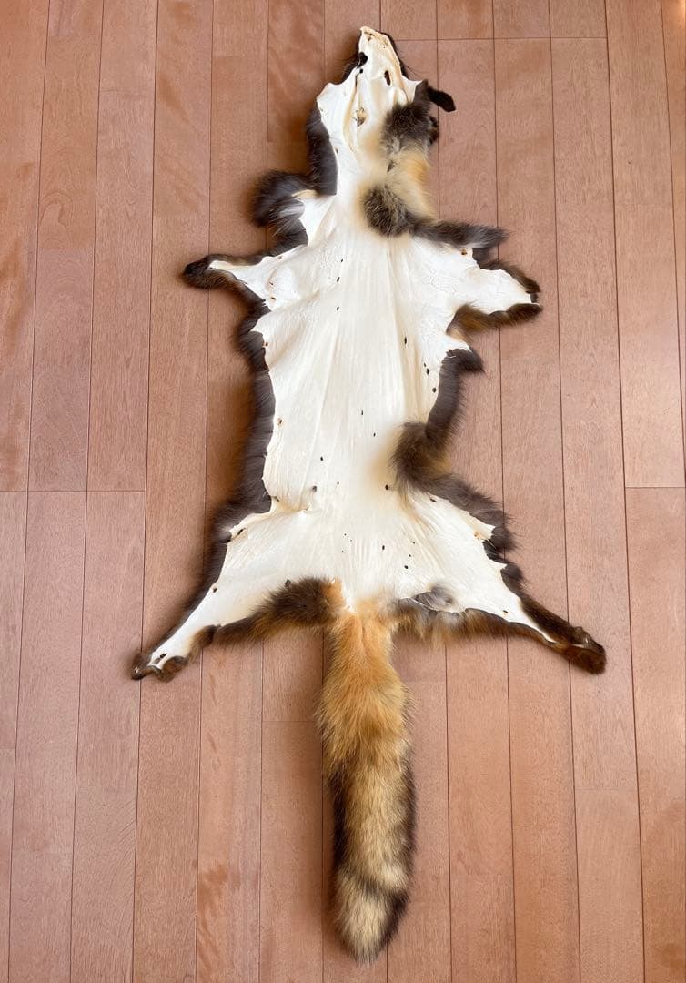 超希少 幻の十字ギツネ / クロスフォックス リアルファー C5★ラグ 毛皮