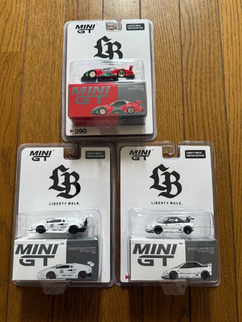 d*9様 LBWK 限定ブリスター miniGT AZ-1 RX-7 Count