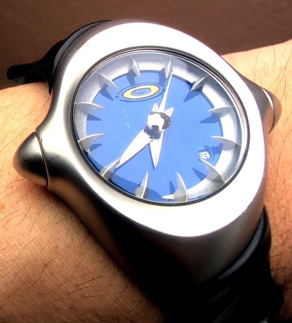 廃盤OAKLEYオークリー最終値下げ CRUSH 電池交換必須