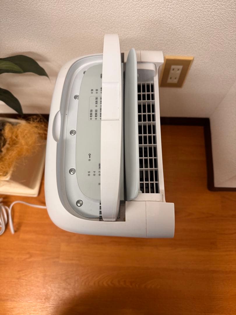 SHARP 除湿機 CV-R71-W 2024年製 清掃済 プラズマクラスター