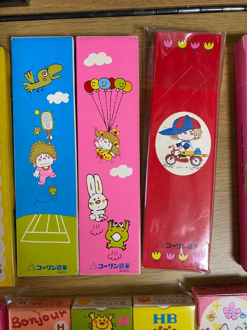 水森亜土　鉛筆まとめ