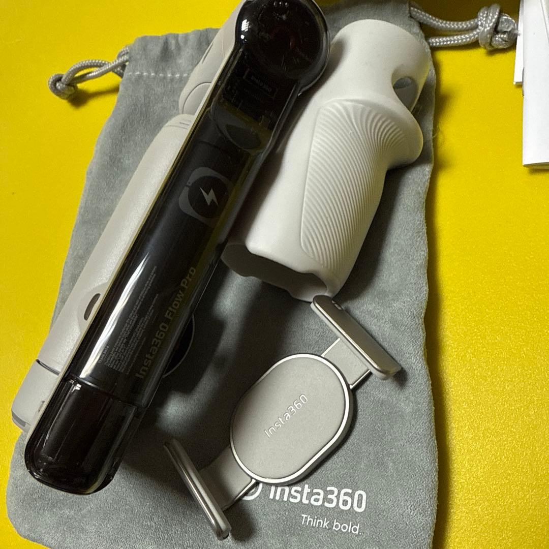 Insta360 Flow Pro 、ハードケース付き