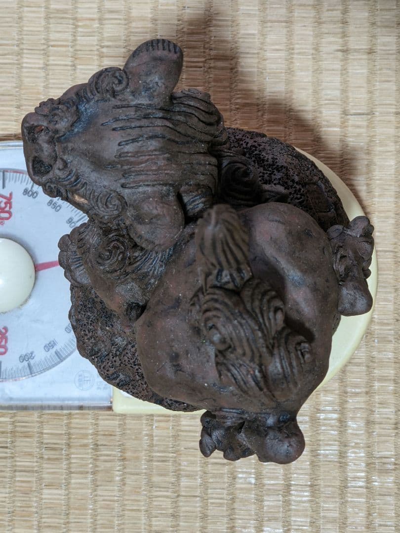 ♦沖縄 やちむん シーサー 足跳ね上げ香炉 魔除け 縁起物 置物飾り 骨董品