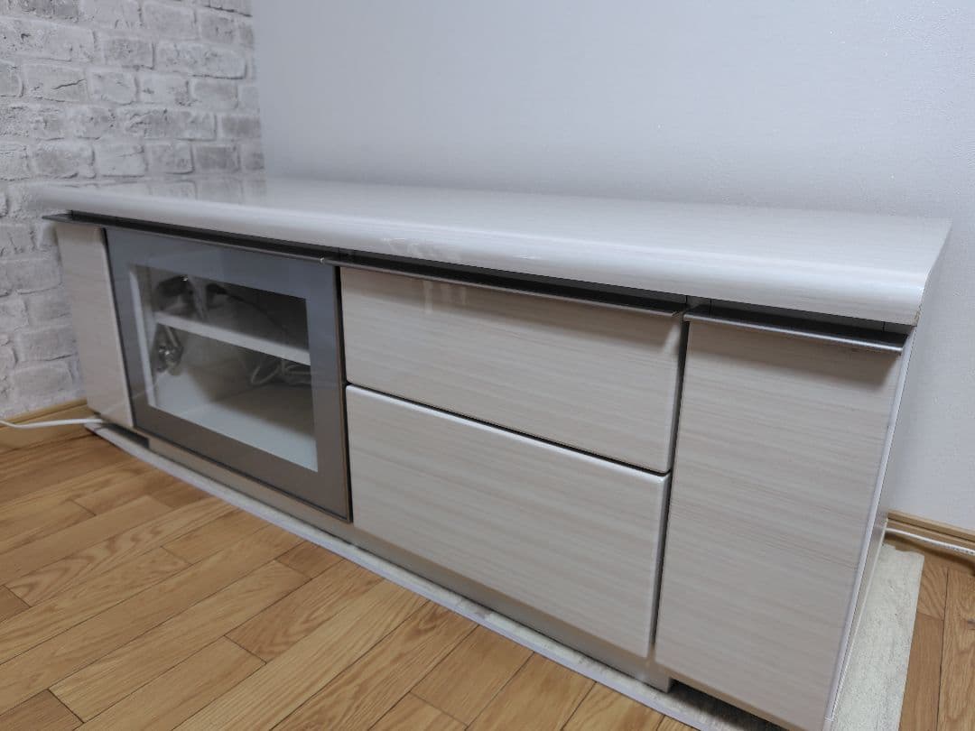 テレビ台　ニトリ　ローボード　ポスティア　白