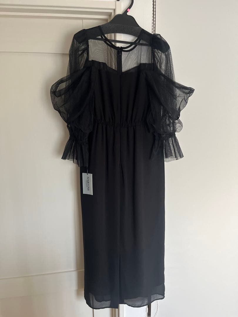 最終値下！細見えチュールオフショルダードレス〜結婚式•二次会用〜