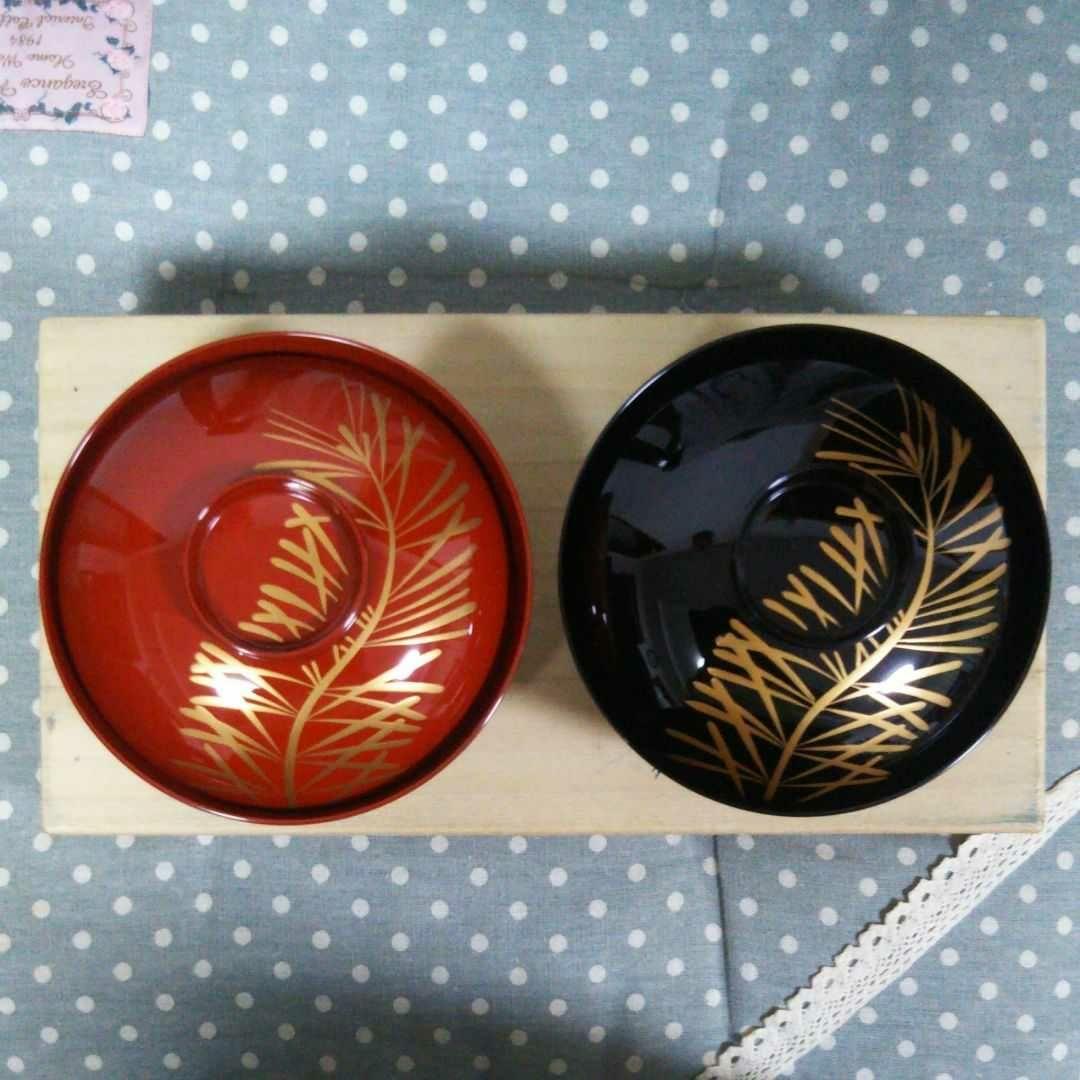 再値下げ 新品 山田平安堂 睦椀 若松 朱 黒 ペア 漆塗り 蒔絵