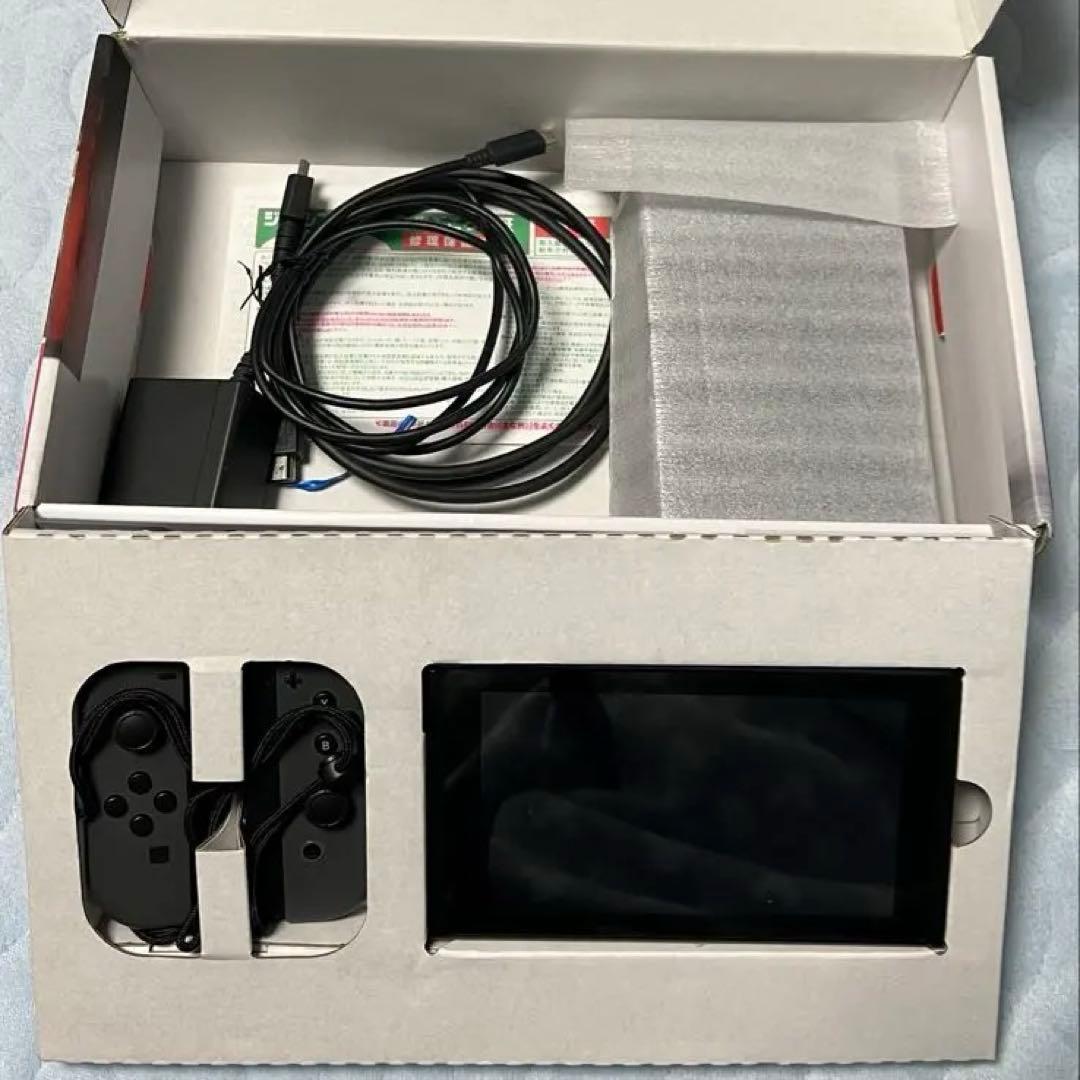 s*o様 Nintendo Switch 本体　箱有