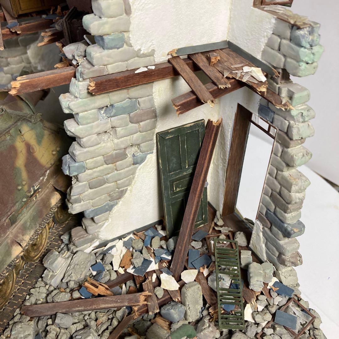 戦場ディオラマ模型完成品1/35