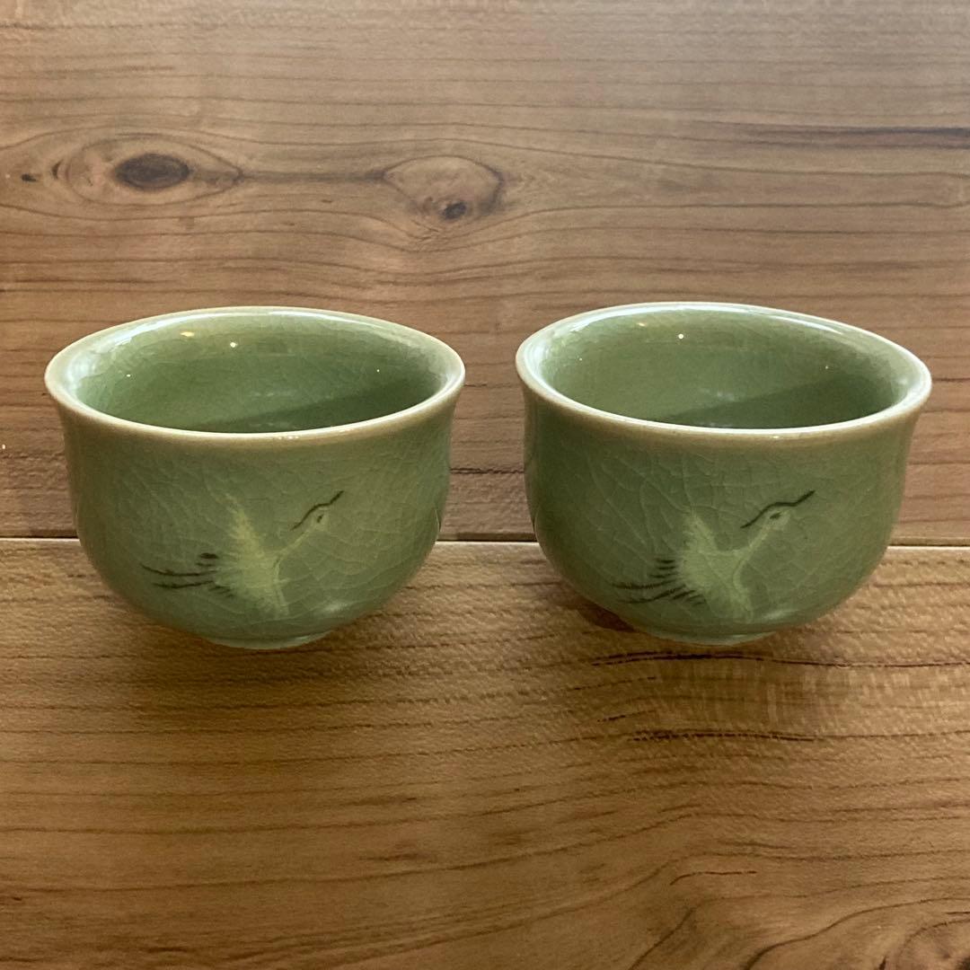 高麗青磁 盃 2客 飛鶴文 貫入 韓国人間文化財 申相浩 作