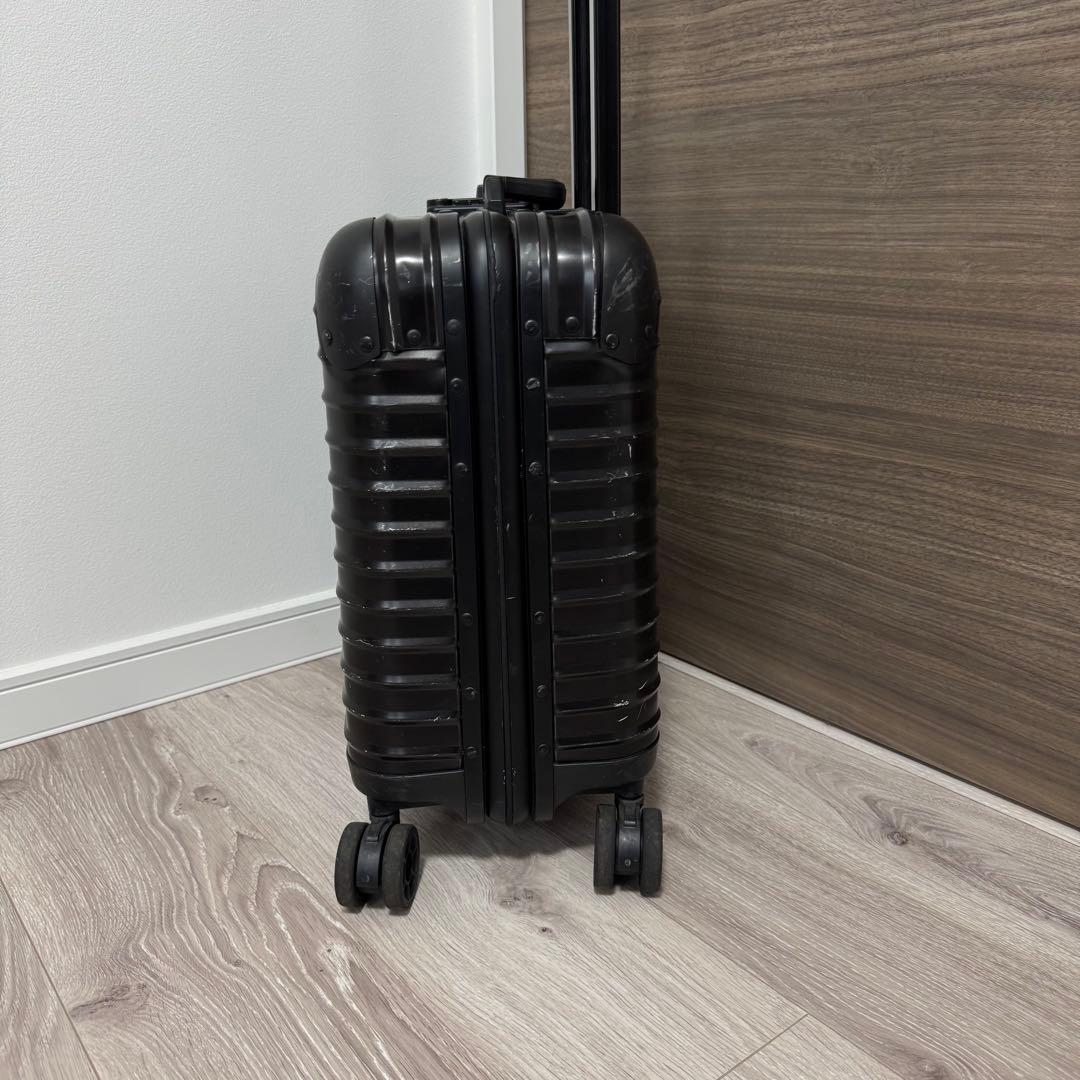 [正規品]RIMOWA TOPAS STEALTH ブラック キャリーケース