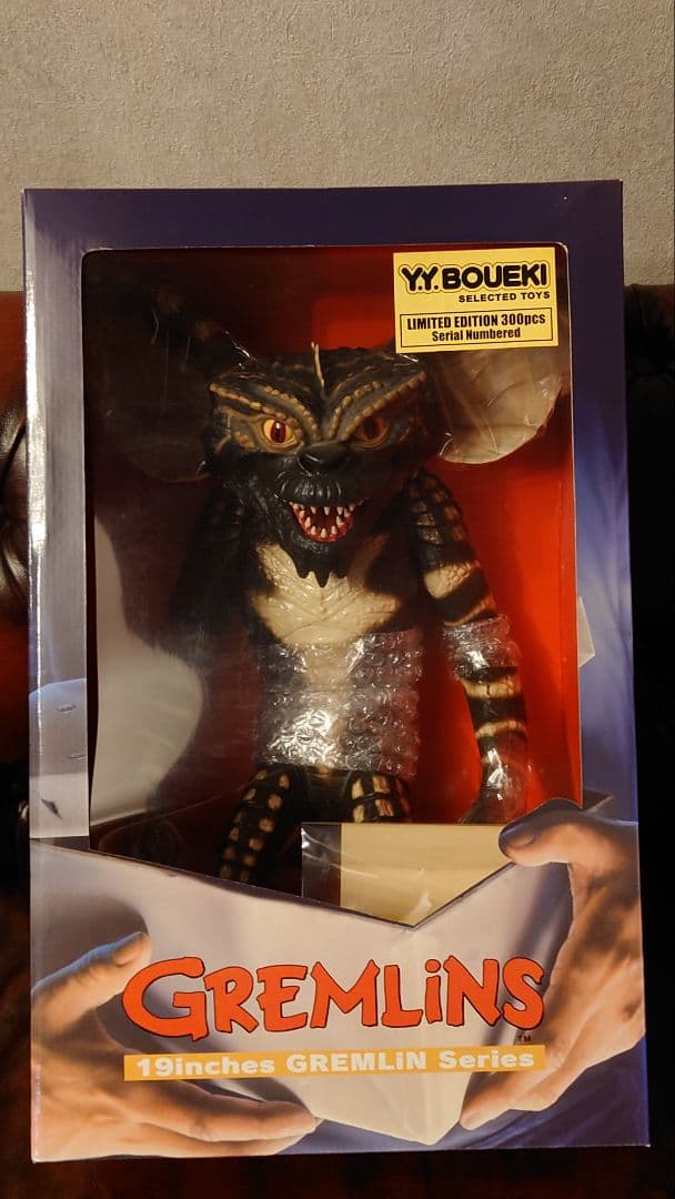グレムリン 19インチ 【激レア】45cm×34cm 大型
