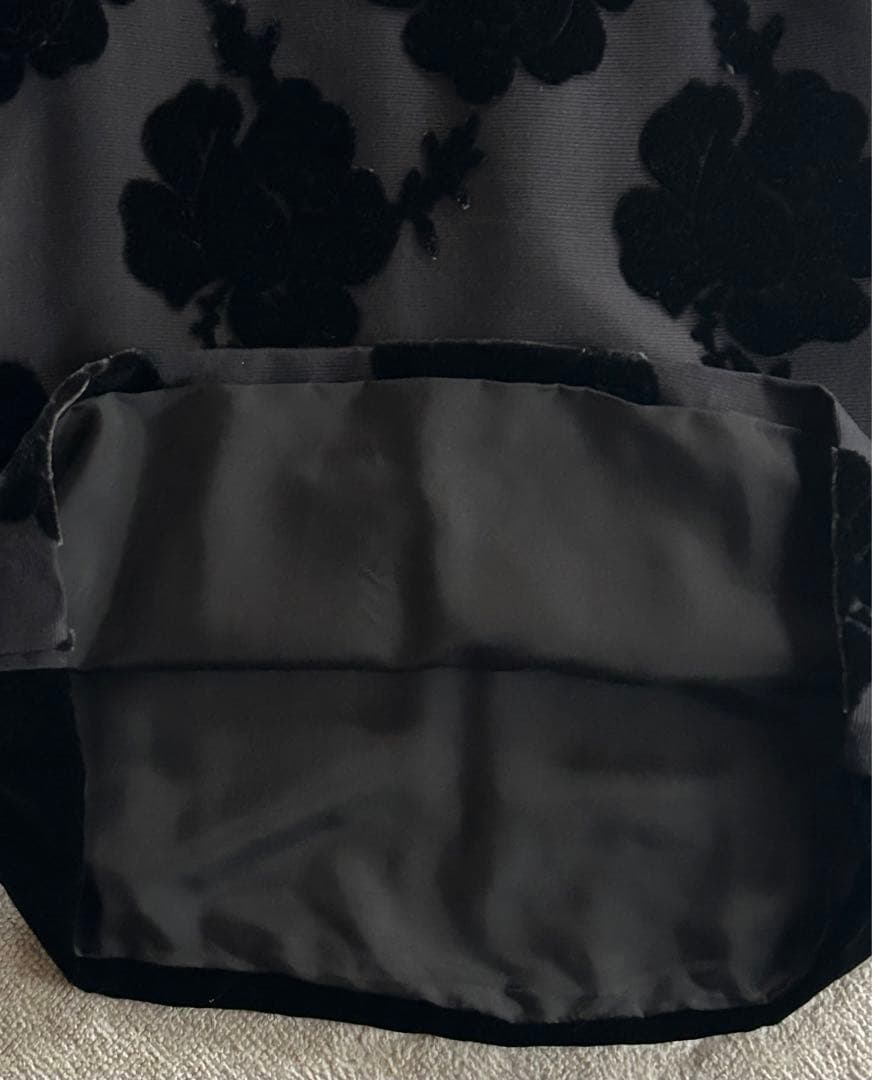 専用 Rakutao様　PRADAプラダ　花柄刺繍 ベルベット シルクスカート