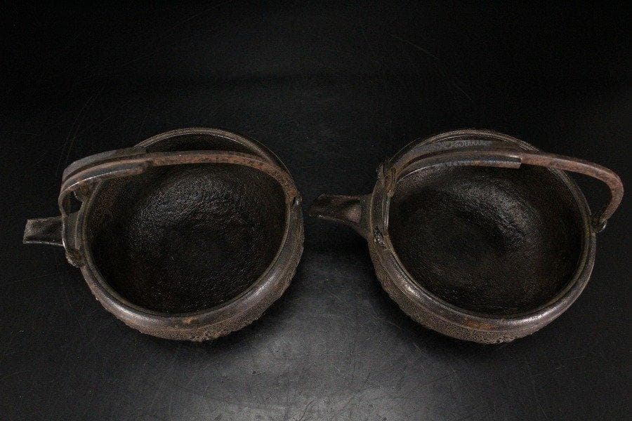 鉄瓶 扇子形持手 銀象嵌 桐地紋 銚子 一対 蒔絵蓋 大名道具 旧家蔵出