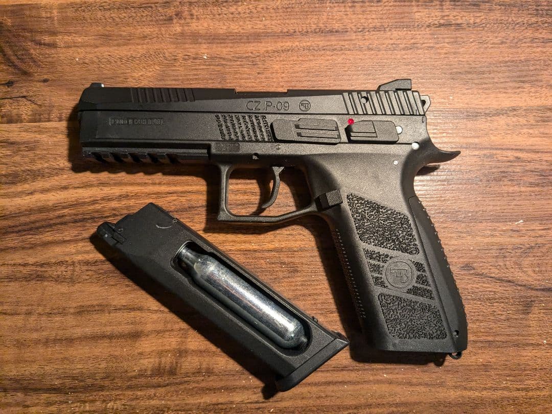 Carbon8 CZ P-09 CO2 カーボネイト