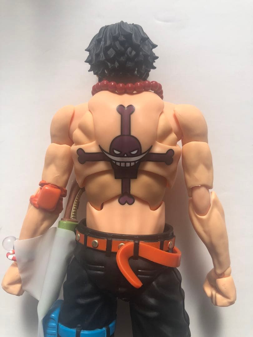 s.h.フィギュアーツ　モンキー・D・ルフィ　ポートガス・D・エース