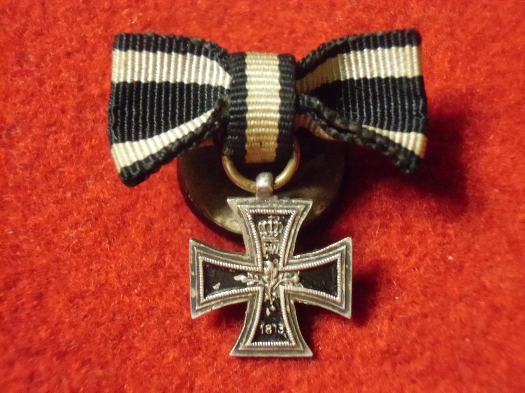 Ｗ帝政ドイツ軍/プロイセン王国＊１８１３鉄十字勲章２級襟用略章（実物）