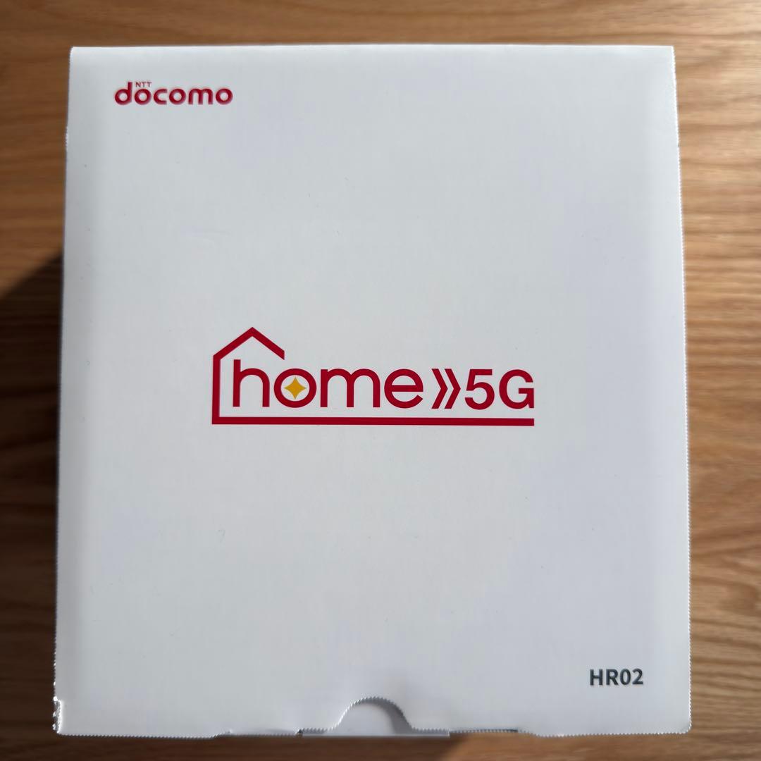 新品未使用　docomo ドコモ 5G HR02 [ダークグレー]ホームルーター